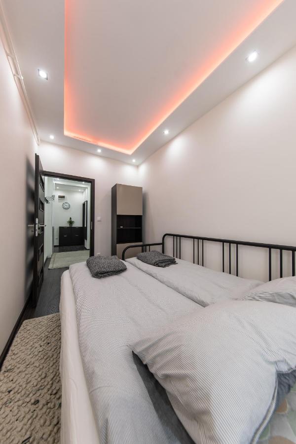 Spacious 3-Room Apartment With Free Parking Budapest Ngoại thất bức ảnh