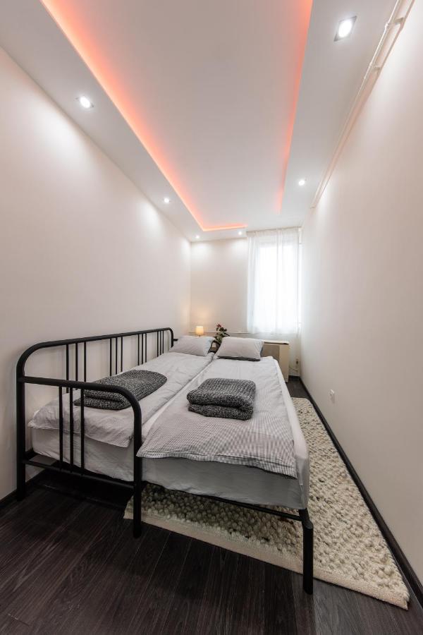 Spacious 3-Room Apartment With Free Parking Budapest Ngoại thất bức ảnh
