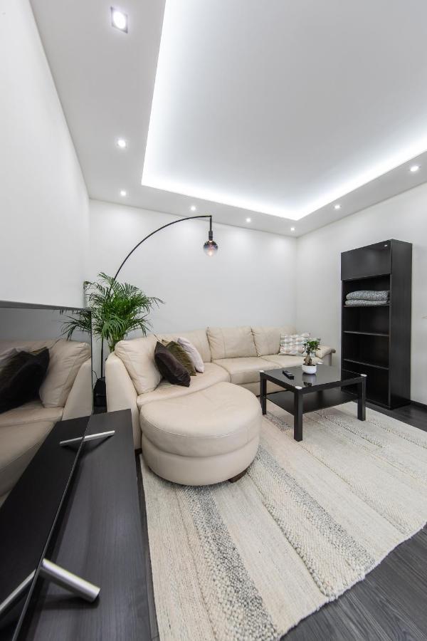 Spacious 3-Room Apartment With Free Parking Budapest Ngoại thất bức ảnh